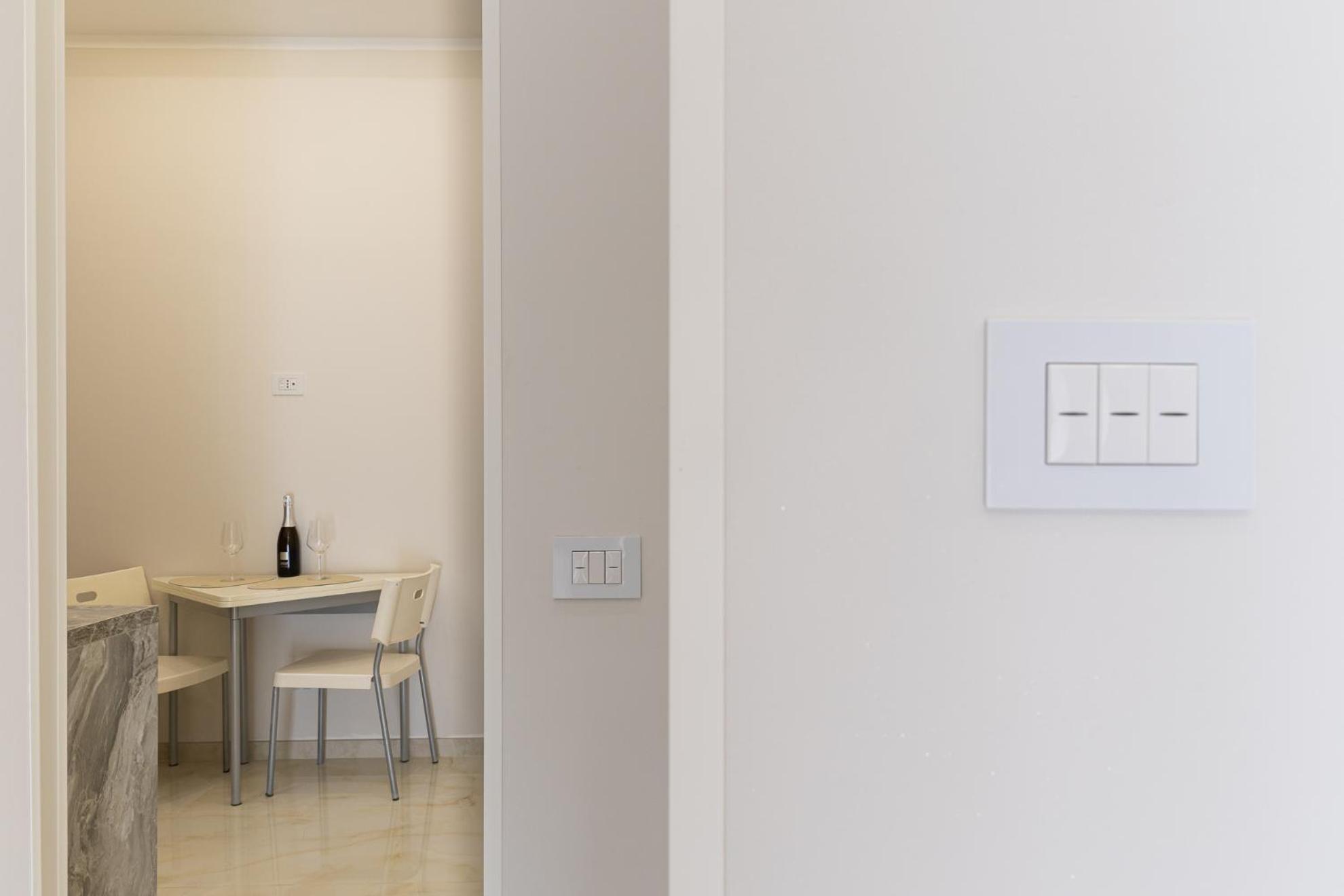 Appartamento Caruso Regal House Roma Esterno foto