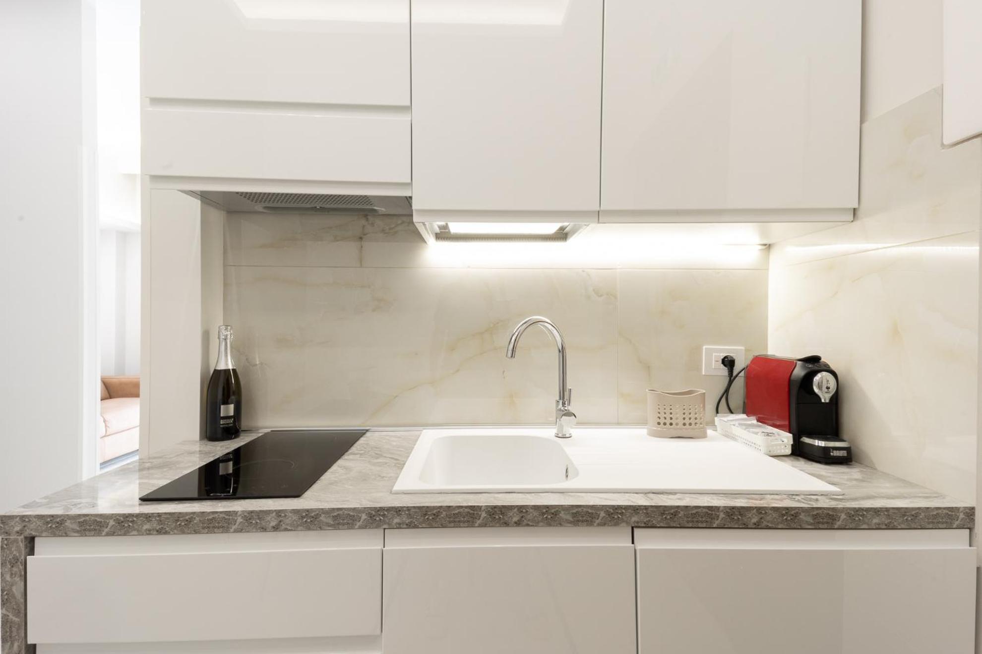 Appartamento Caruso Regal House Roma Esterno foto